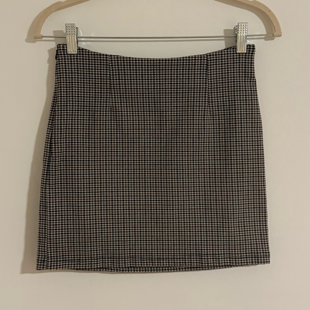 Classic Black and Brown Checkered Skirt